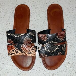 Seven7 Black and‎ Brown Sandals with Snakeskin Design